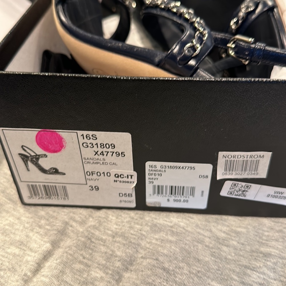 Chanel new heels navy chain 39 - Picture 7 of 15